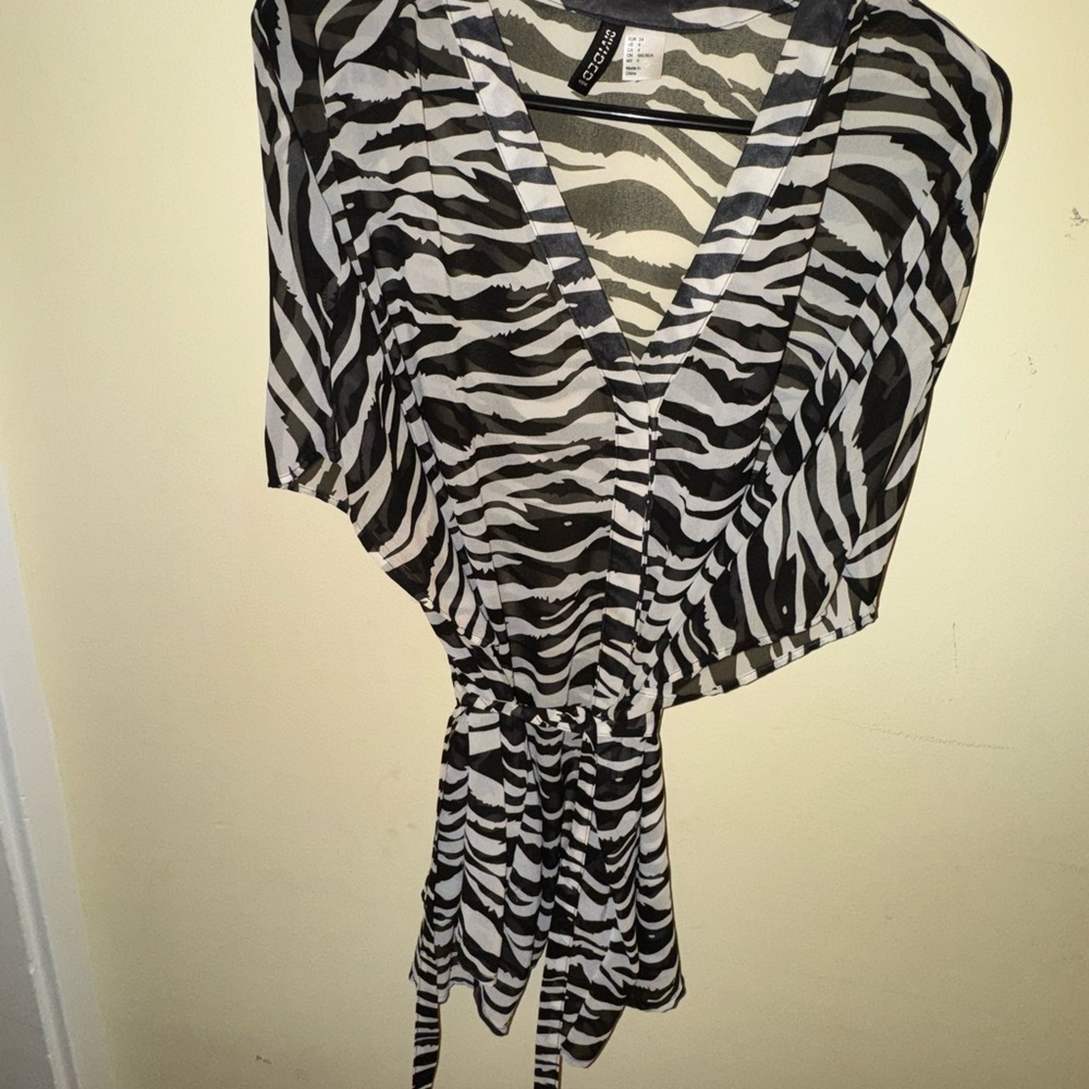 Divided Monochrome Animal Print Blouse